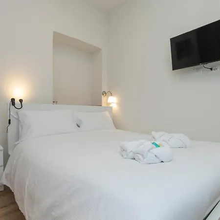 Apartman I Host - Pomponazzi Rosa Milánó